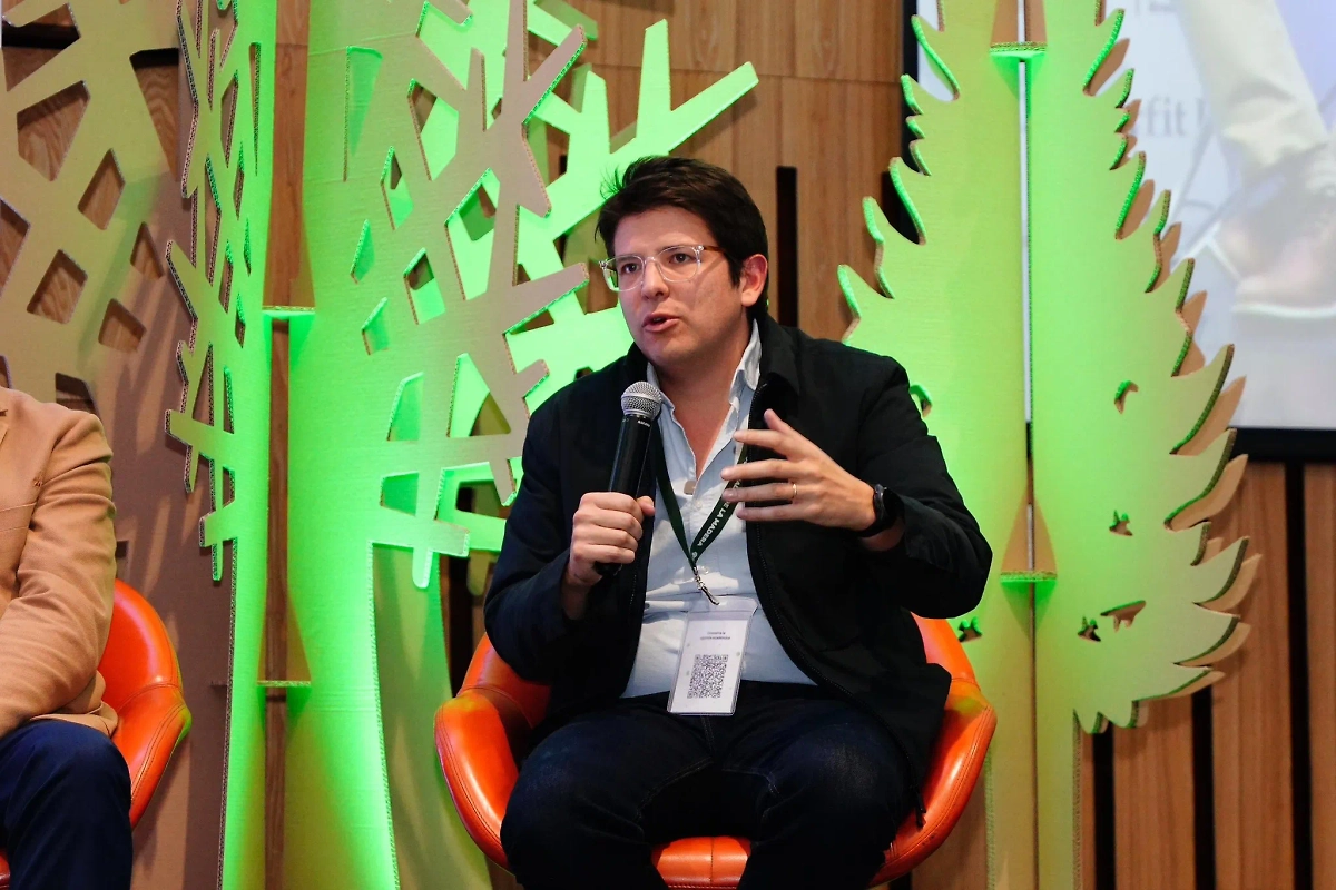 Мигель Урибе. Обложка © X / Miguel Uribe