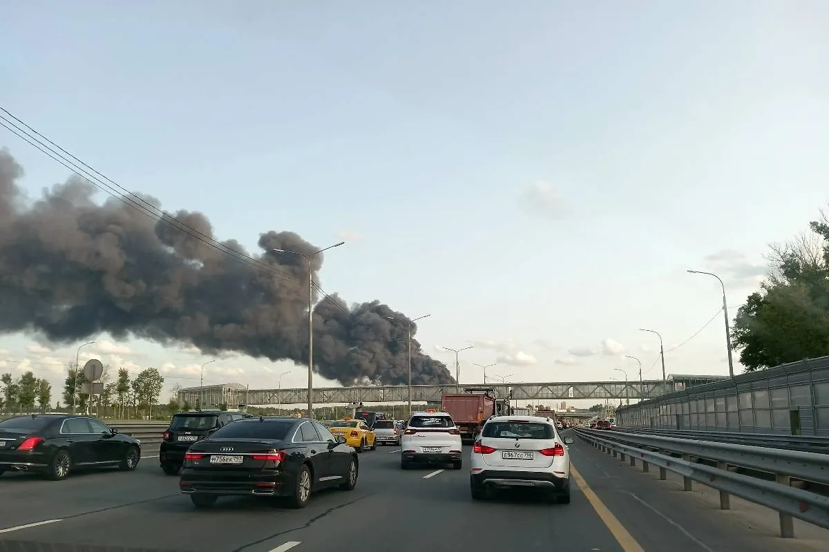 Пожар на складе в Пушкино. Обложка © Life.ru