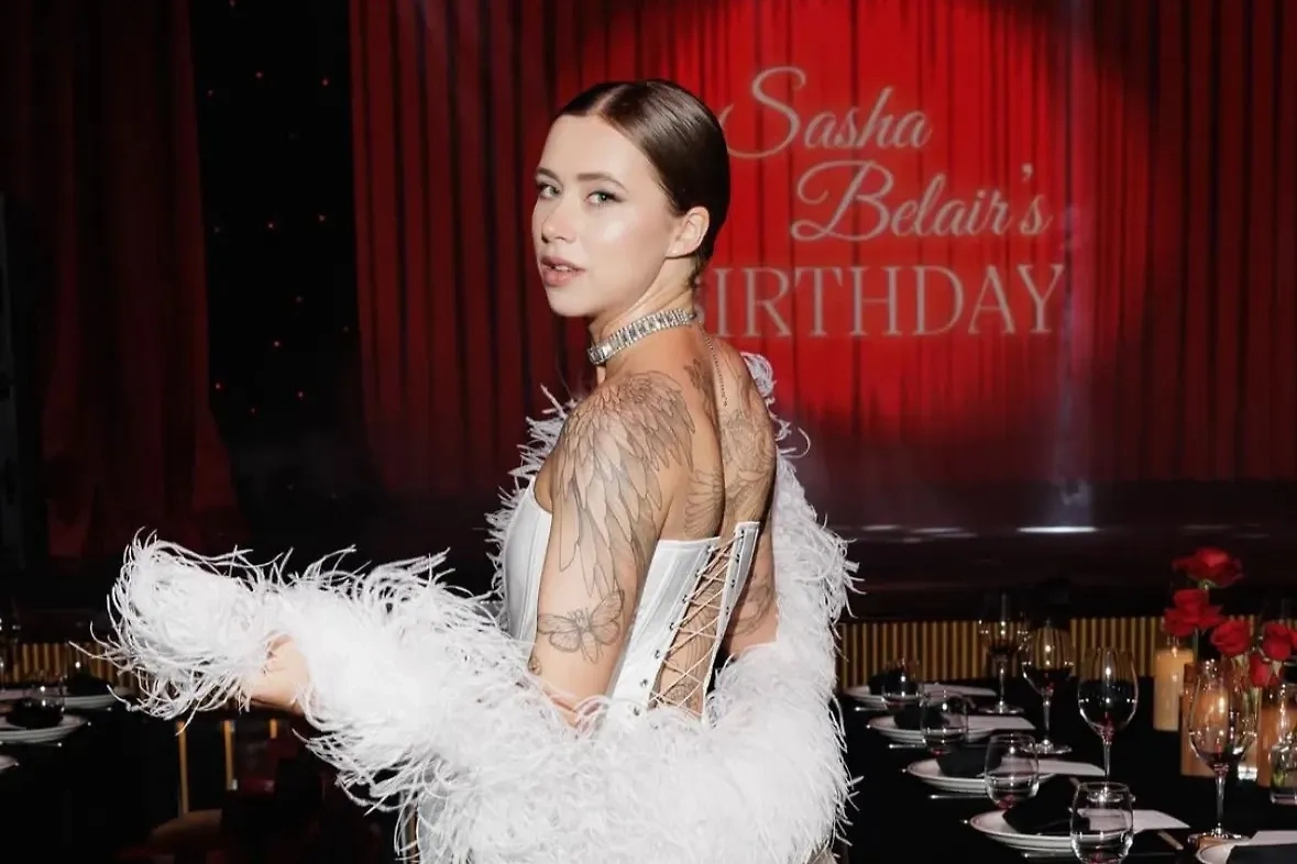 Обложка © Instagram (признан экстремистской организацией и запрещён на территории Российской Федерации) / alexandramitroshina