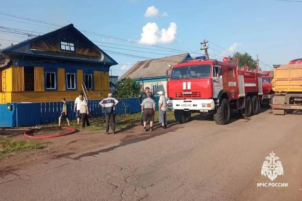 Пожар в Башкортостане. Обложка © Пресс-служба МЧС