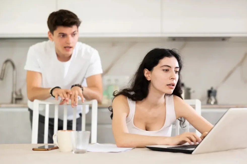 Когда пора менять работу: главные сигналы организма. Фото © Shutterstock / FOTODOM / BearFotos