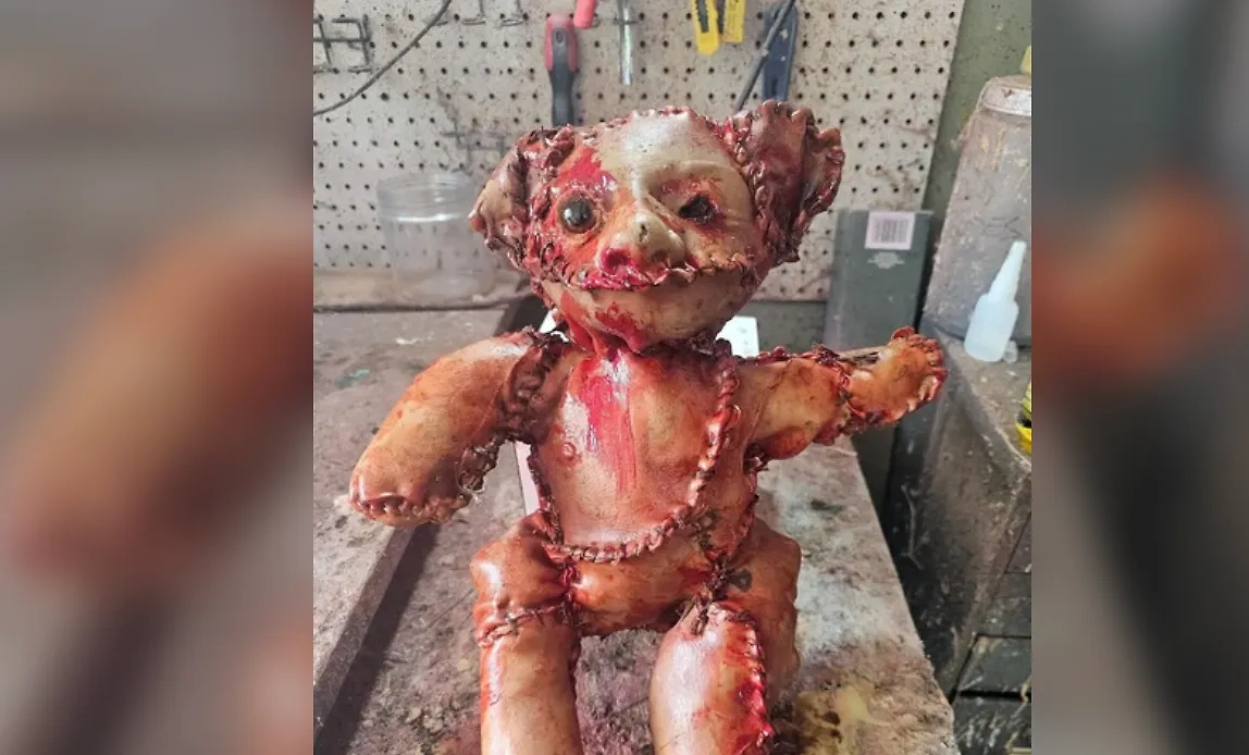 Жителей Калифорнии напугал медведь, обтянутый «человеческой кожей». Фото © X / People