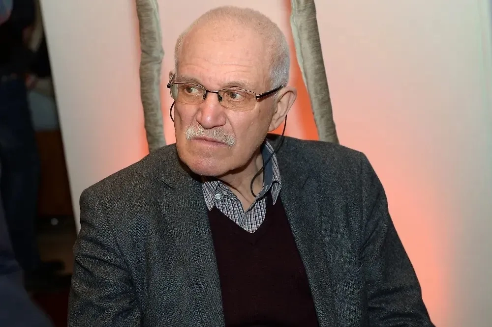 Александр Митта. Обложка © РИА Новости / Екатерина Чеснокова