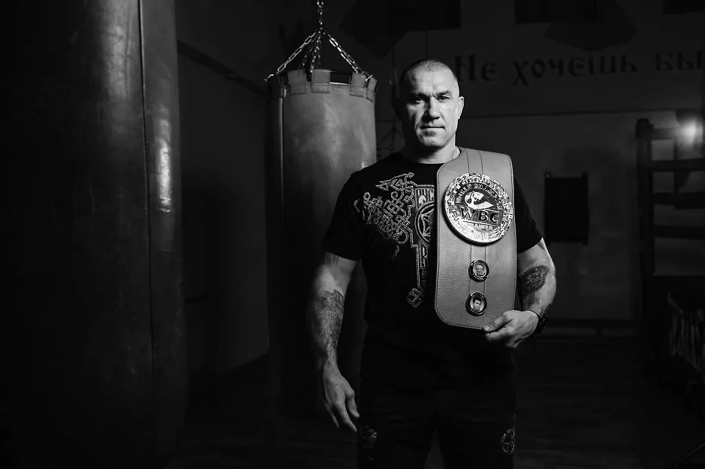 Игорь Нестеров. Обложка © VK / Мир бокса