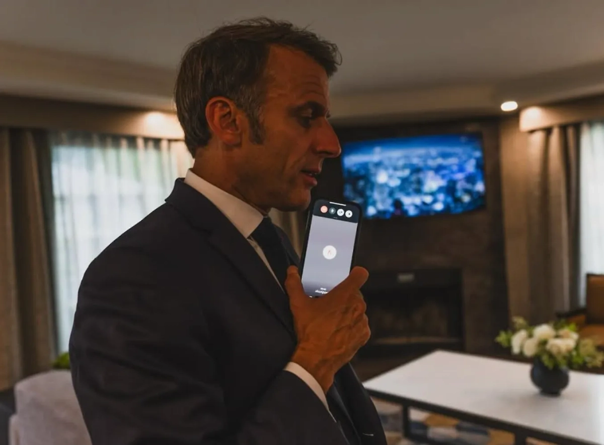 Макрон. Фото ©  Instagram (признан экстремистской организацией и запрещён на территории Российской Федерации)/ soazigdelamoissonniere