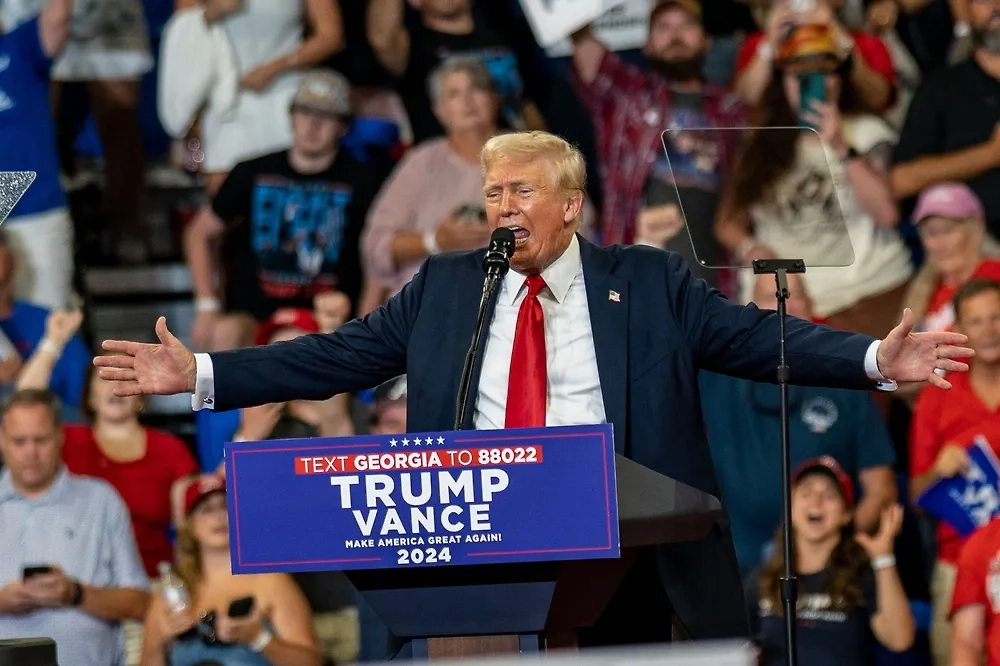 Обложка © Shutterstock / FOTODOM / Phil Mistry