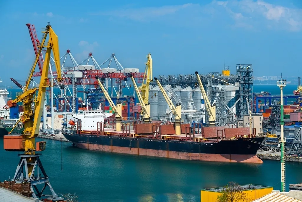 Обложка © Shutterstock / FOTODOM / s_oleg