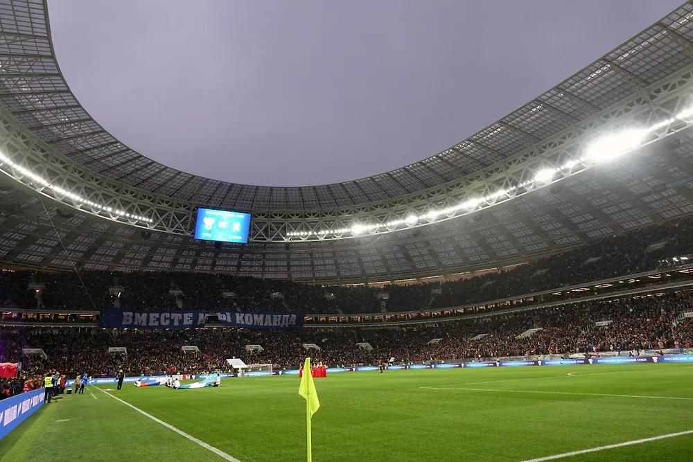 IFAB планирует ввести новые правила в футбол. Обложка © Shutterstock / FOTODOM / ANDREY-SHA74