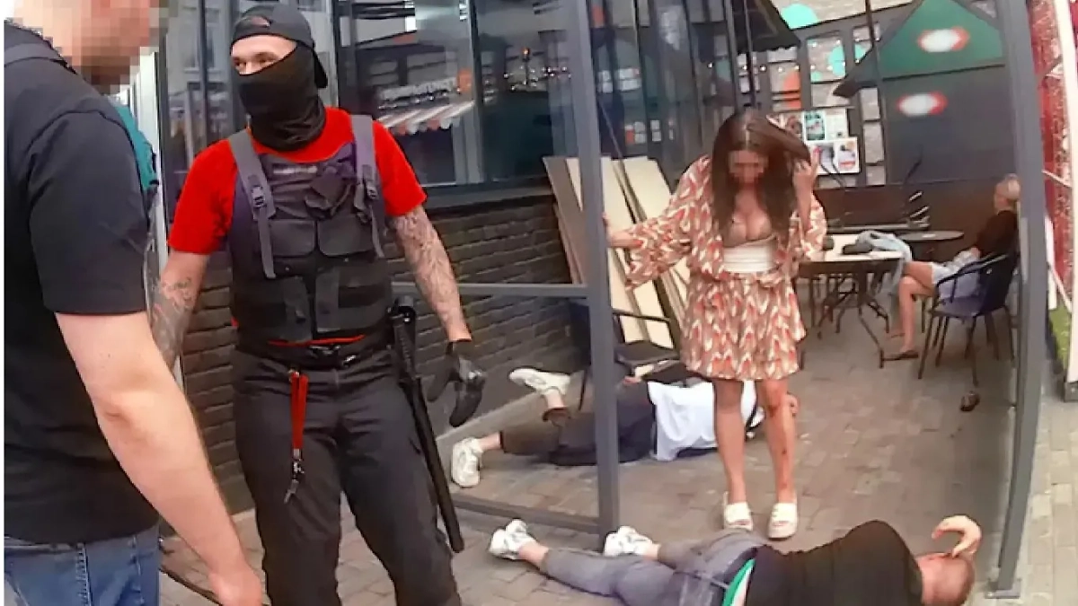 Виновников доставили в полицию для разбирательств. Фото © Пресс-служба АБ «Гвардия»