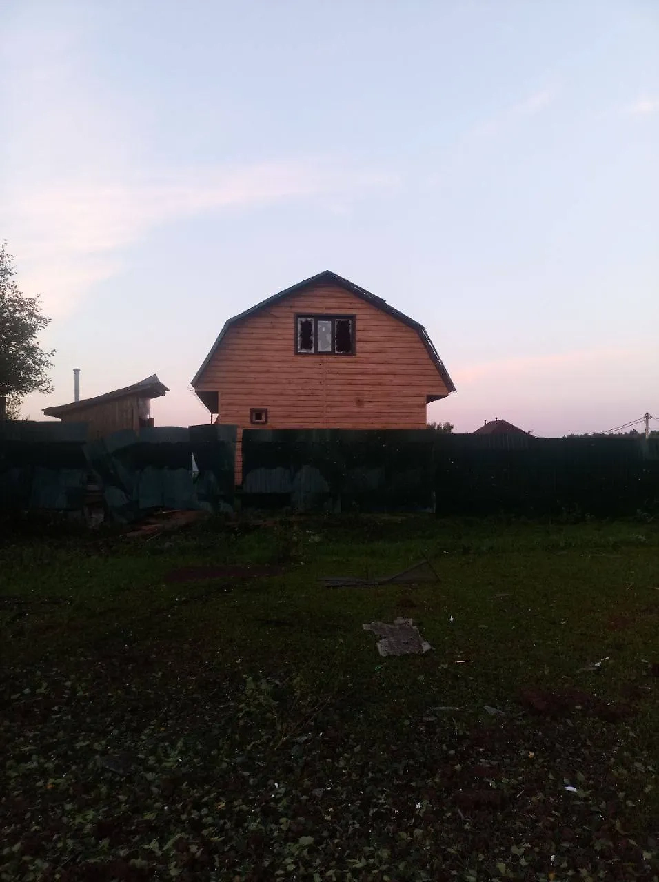 Последствия налёта БПЛА на Подмосковье. Обложка © Telegram / Воробьёв