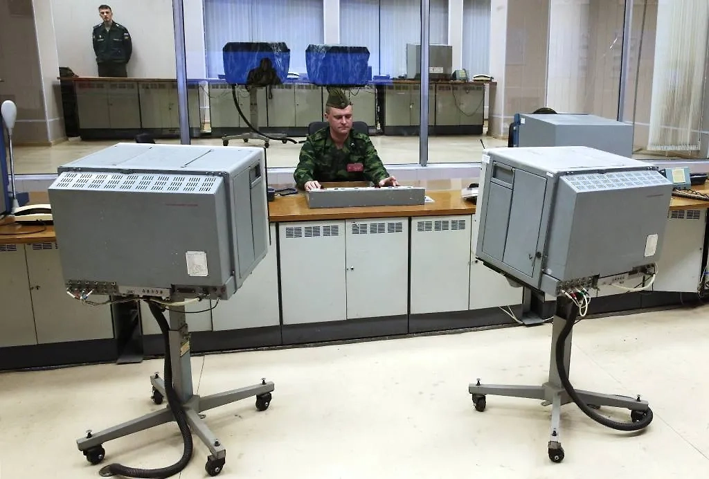 Обложка © Михаил Метцель/ТАСС