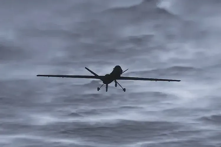 Обложка © Shutterstock / FOTODOM / isoprotonic