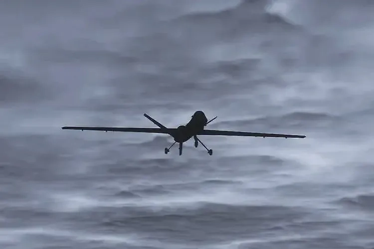 Обложка © Shutterstock / FOTODOM / isoprotonic