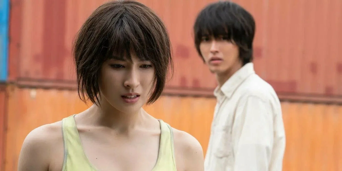 Фото © Кадр из фильма «Алиса в Пограничье», режиссёр Синсуке Сато, сценарист Ясуко Курамицу и др. / Kinopoisk