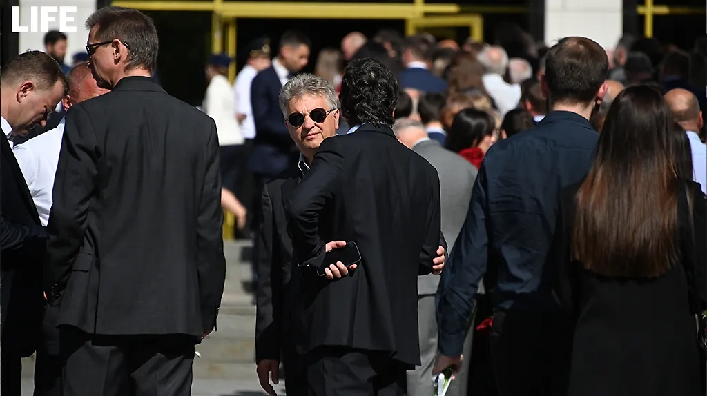 Прощание со Старовойтом. Фото © Life.ru