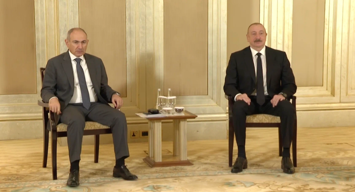 Обложка © Пресс-служба Никола Пашиняна