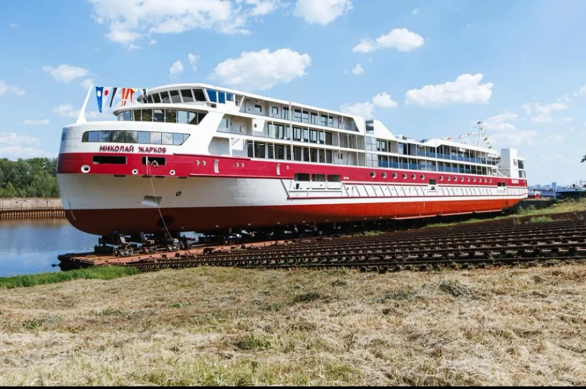 Круизный лайнер «Николай Жарков». Обложка © Telegram / ОСК