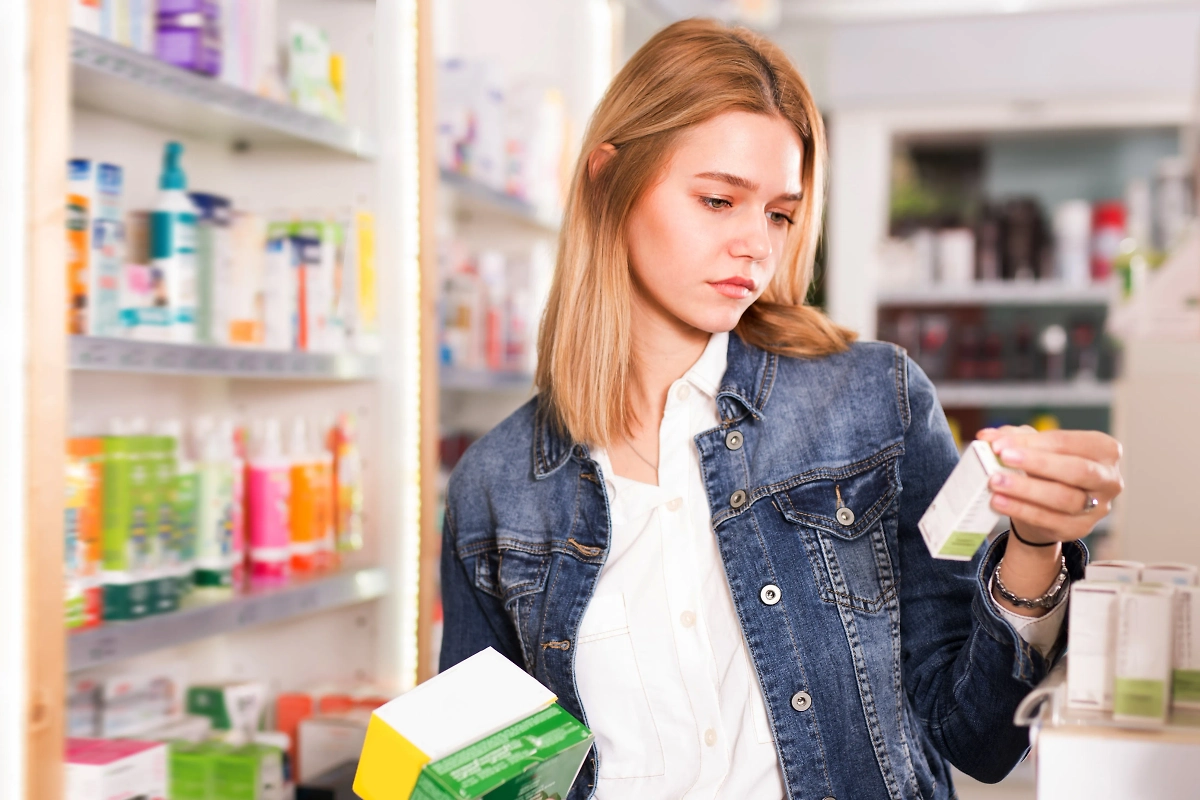 Лекарства тоже подорожают. Они всегда дорожают. С 15 июля 2025 года нас ожидает рост цен даже на спиртовые салфетки. Фото © Shutterstock / FOTODOM / BearFotos