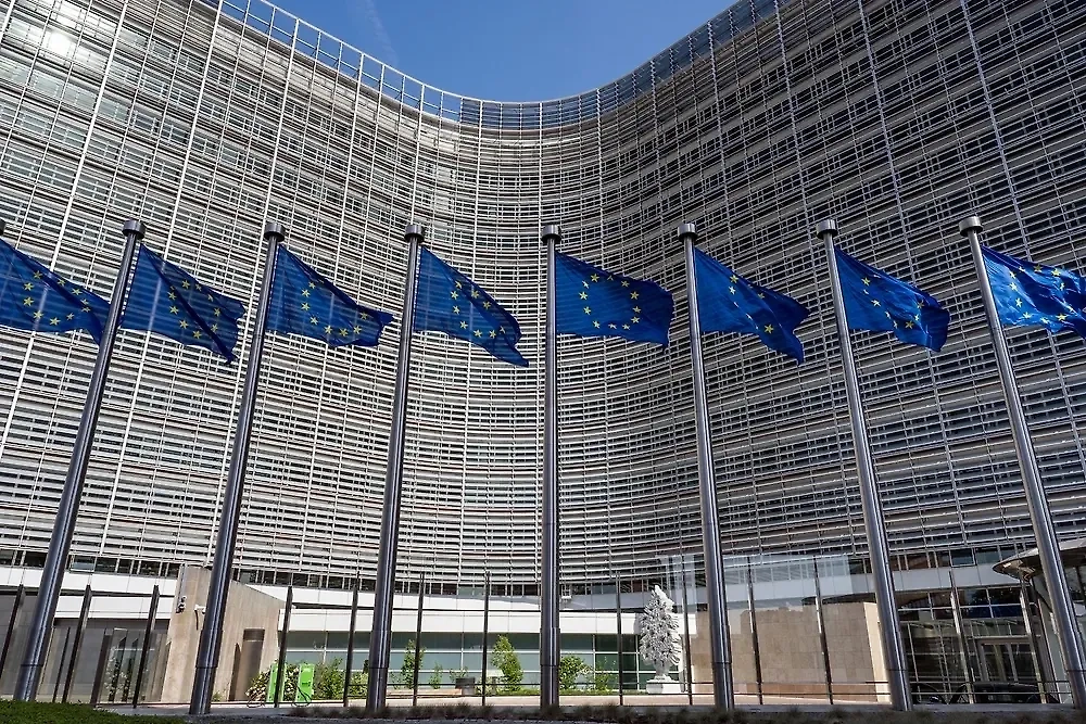 Европарламент. Обложка © Shutterstock / FOTODOM / Cinematographer