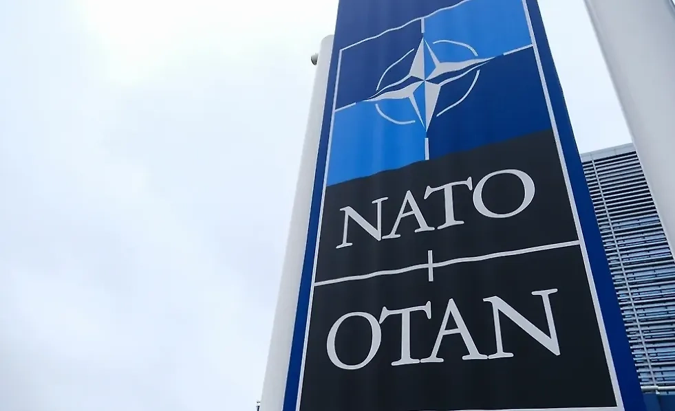 НАТО. Обложка © Shutterstock / FOTODOM / Alexandros Michailidis