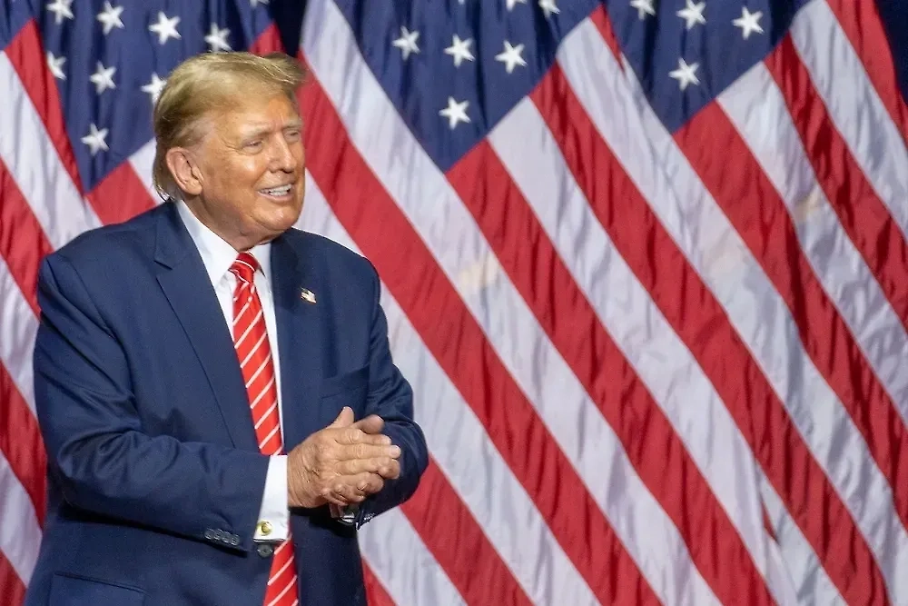 Дональд Трамп. Обложка © Shutterstock / FOTODOM / Phil Mistry