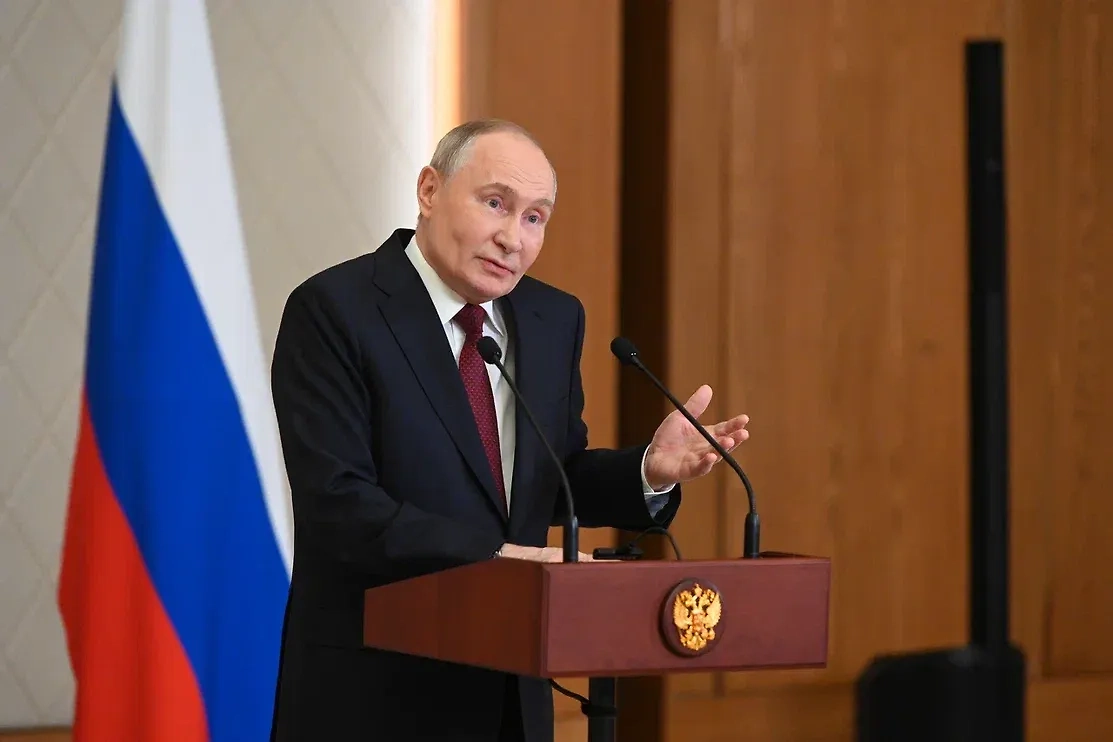 Владимир Путин. Обложка © Life.ru