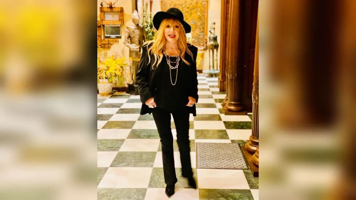 Алла Пугачёва. Обложка © Instagram (признан экстремистской организацией и запрещён на территории Российской Федерации) / alla_orfey