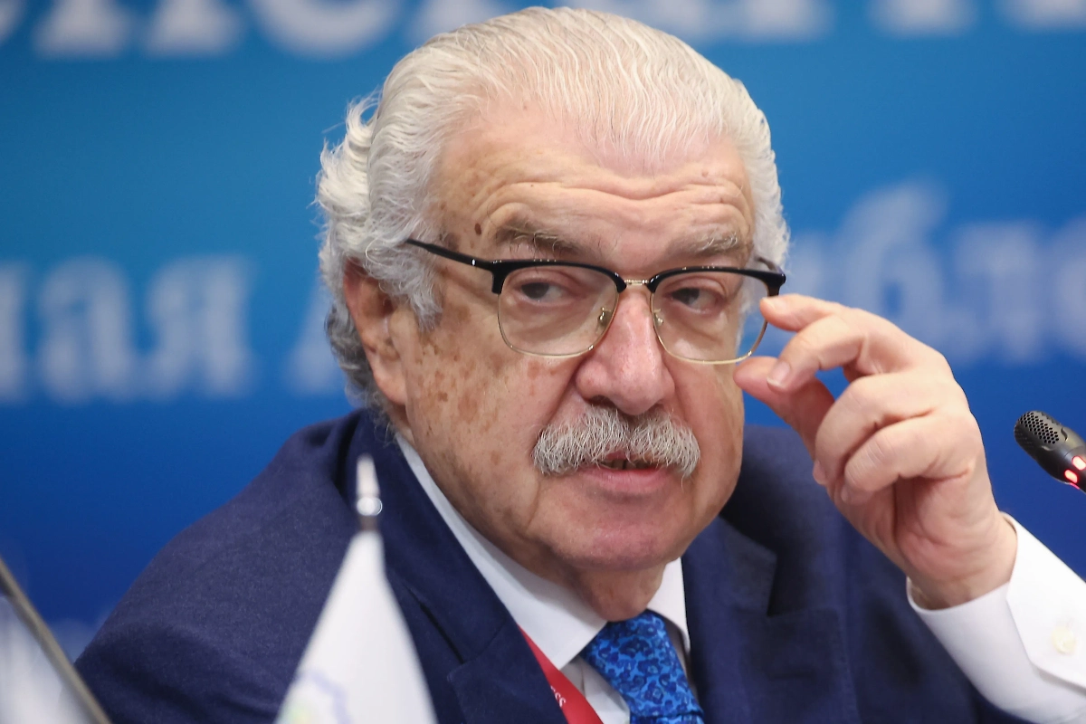 Михаил Гусман. Обложка © TACC / Пётр Ковалев