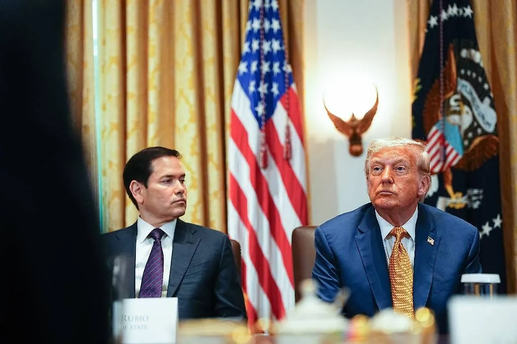 Марко Рубио и Дональд Трамп. Обложка © ТАСС / EPA