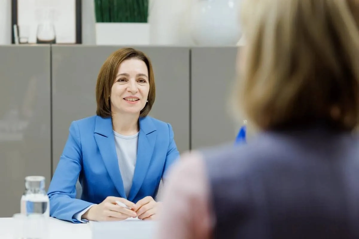 Майя Санду. Обложка © X / Maia Sandu