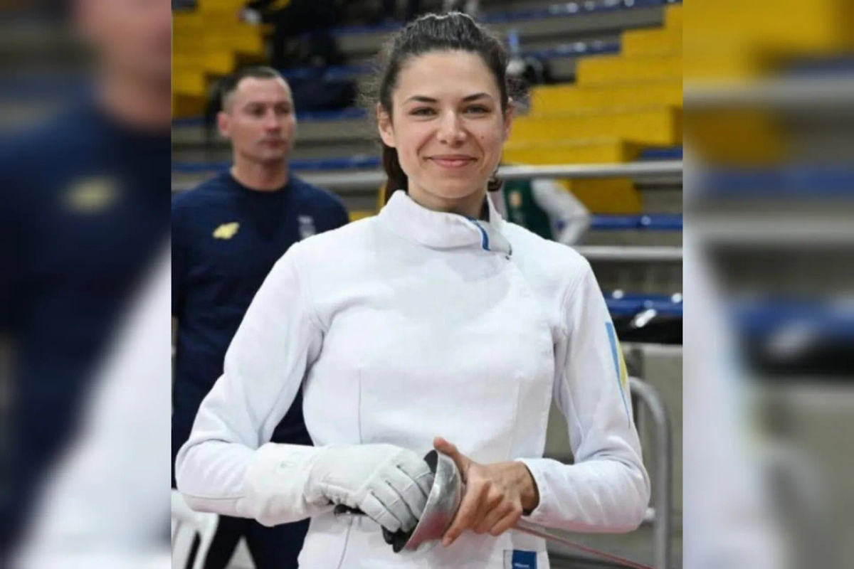 Украинская фехтовальщица Влада Харькова. Обложка © Wikipedia 