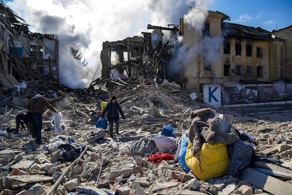 Обложка © Shutterstock / FOTODOM / Volodymyr Vorobiov