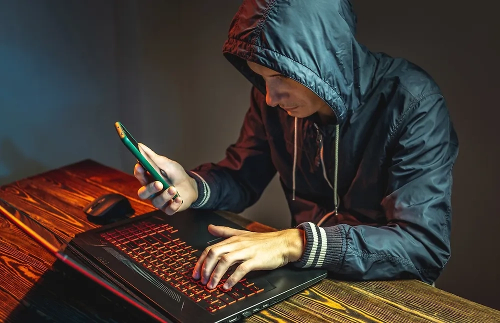 Обложка © Shutterstock / FOTODOM / Россия