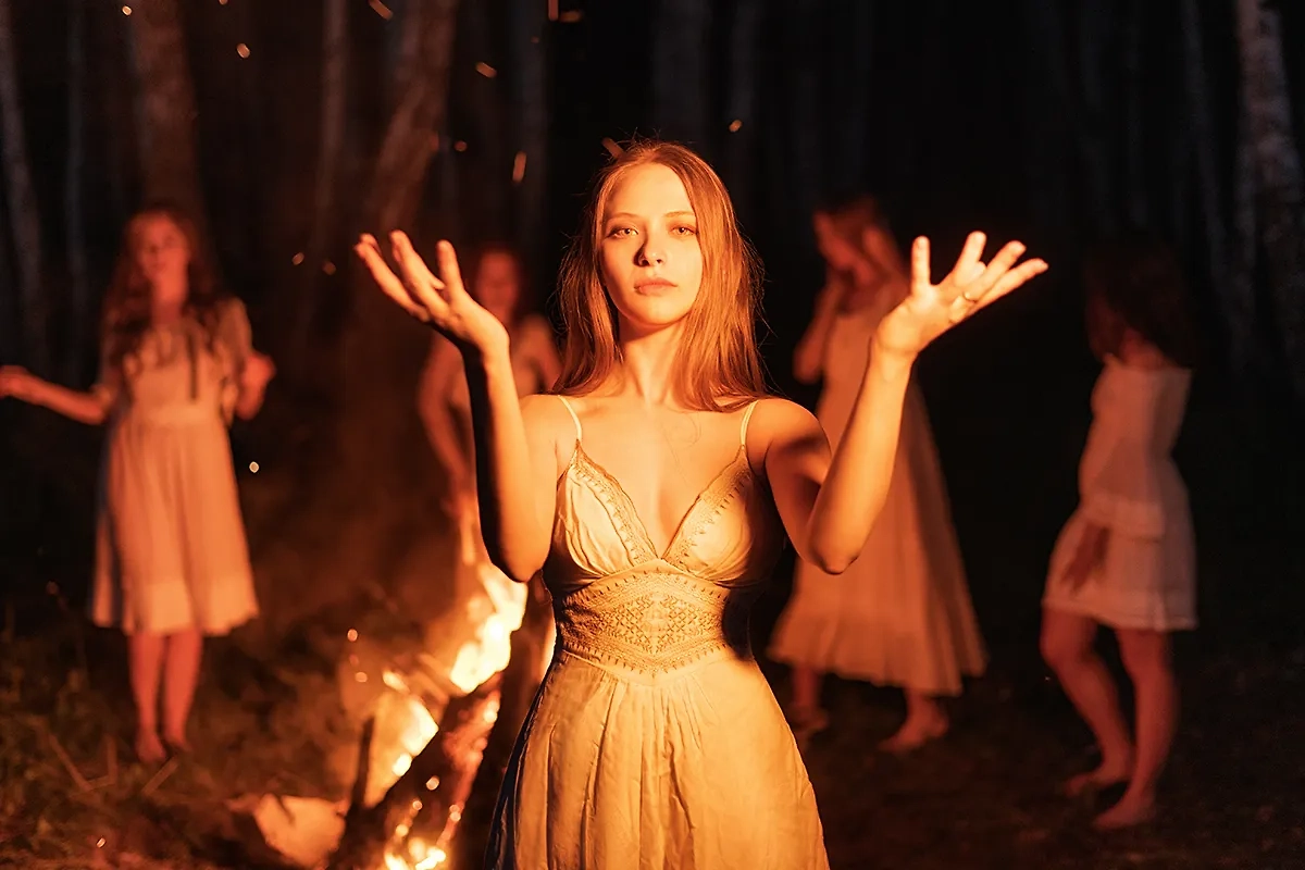 Обложка © Shutterstock / FOTODOM / Egoreichenkov Evgenii