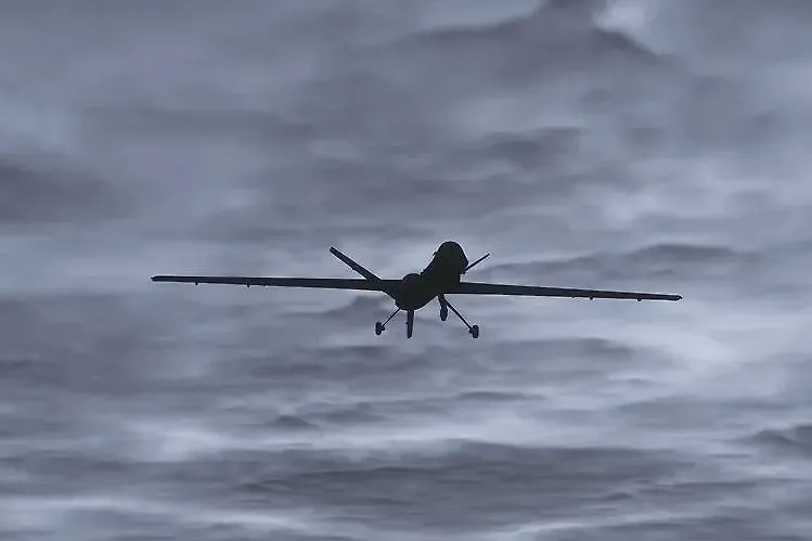 Обложка © Shutterstock / FOTODOM / isoprotonic