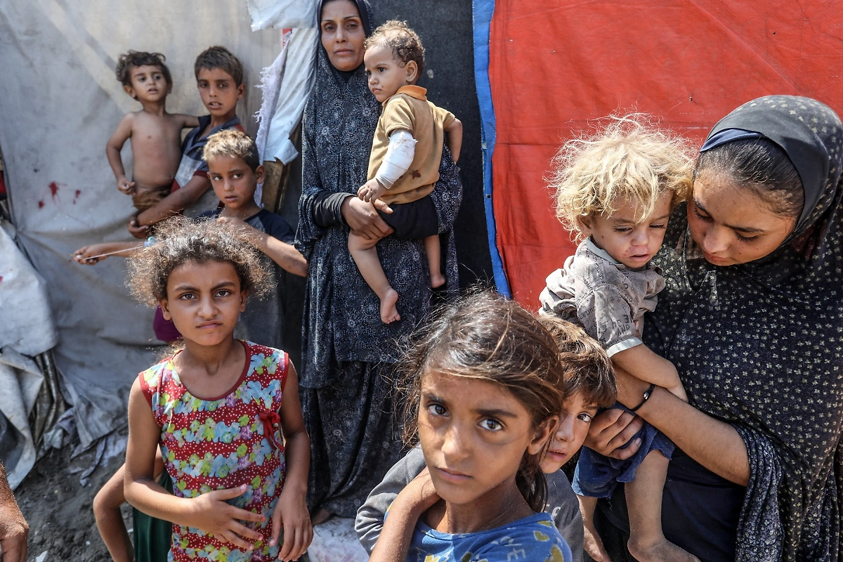 Обложка © Shutterstock / FOTODOM / Anas-Mohammed