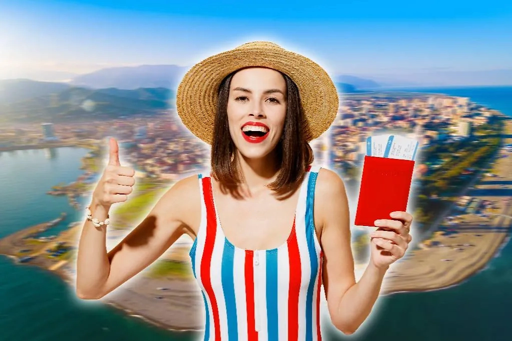 Куда поехать россиянам без визы в августе 2025-го. Обложка © Коллаж © Life.ru, фото © Shutterstock / FOTODOM / IgorZh, ViDI Studio