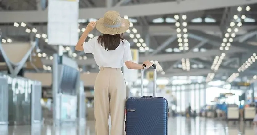 Обложка © Shutterstock / FOTODOM / Jo Panuwat D