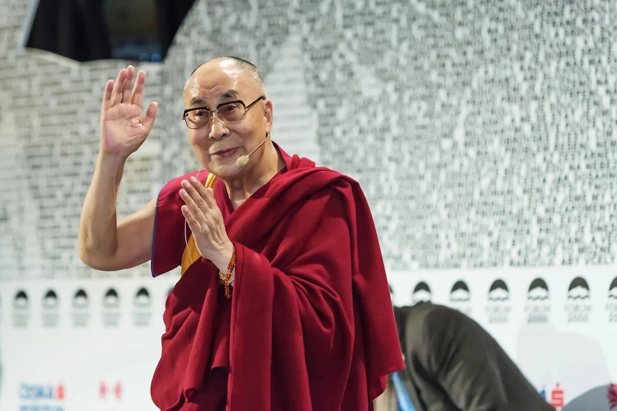 Обложка © Shutterstock / FOTODOM / Nadezda Murmakova