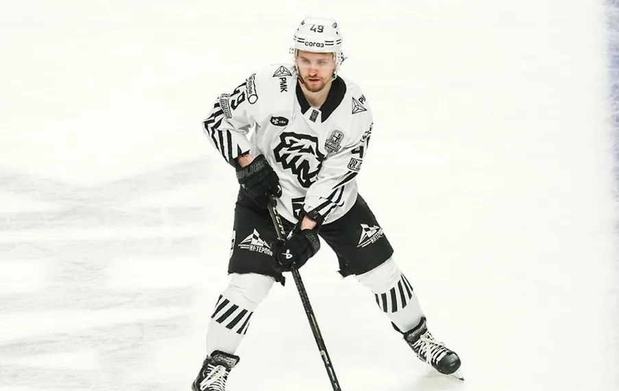 Максим Шабанов. Обложка © Telegram / ХК «Трактор» | Челябинск