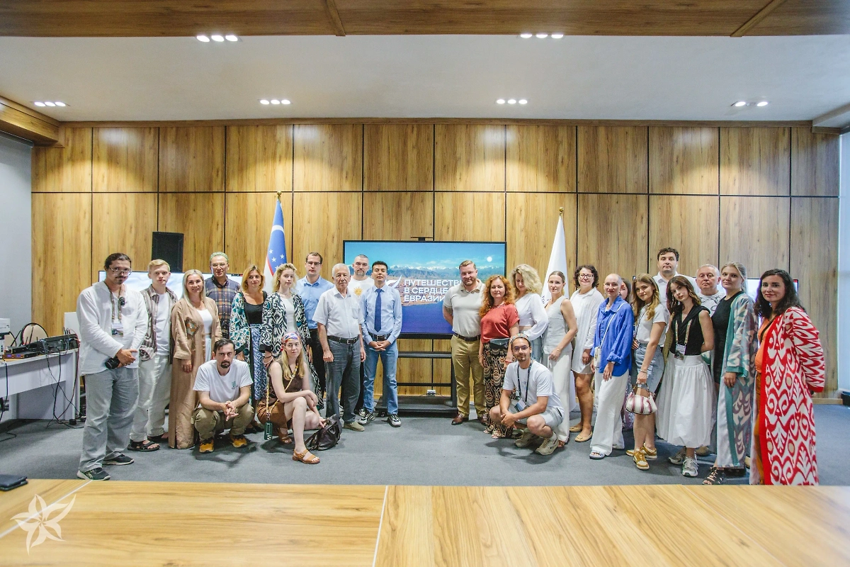 Команда Экспедиции «Путешествие в Сердце Евразии» посетила Самарканд Фото © Предоставлено Life.ru