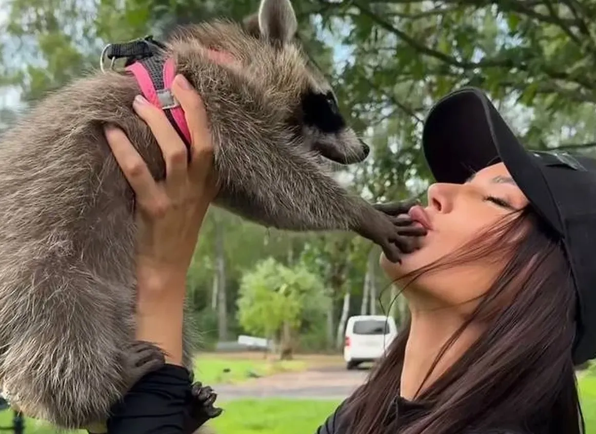 Обложка © Instagram (признан экстремистской организацией и запрещён на территории Российской Федерации)/ samoylovaoxana