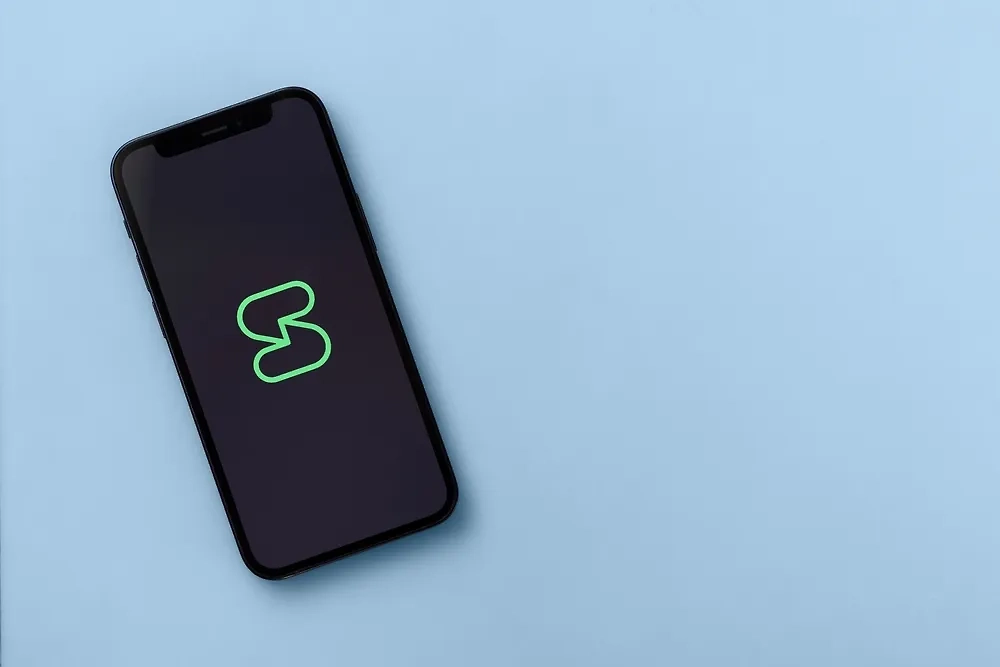 Session — анонимный мессенджер. Фото © Shutterstock / FOTODOM / Lea Rae