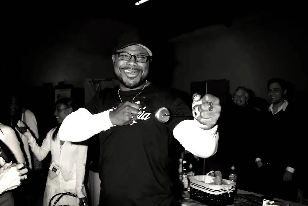 Малкольм Уорнер. Обложка © Shutterstock / FOTODOM / Kathy Hutchins