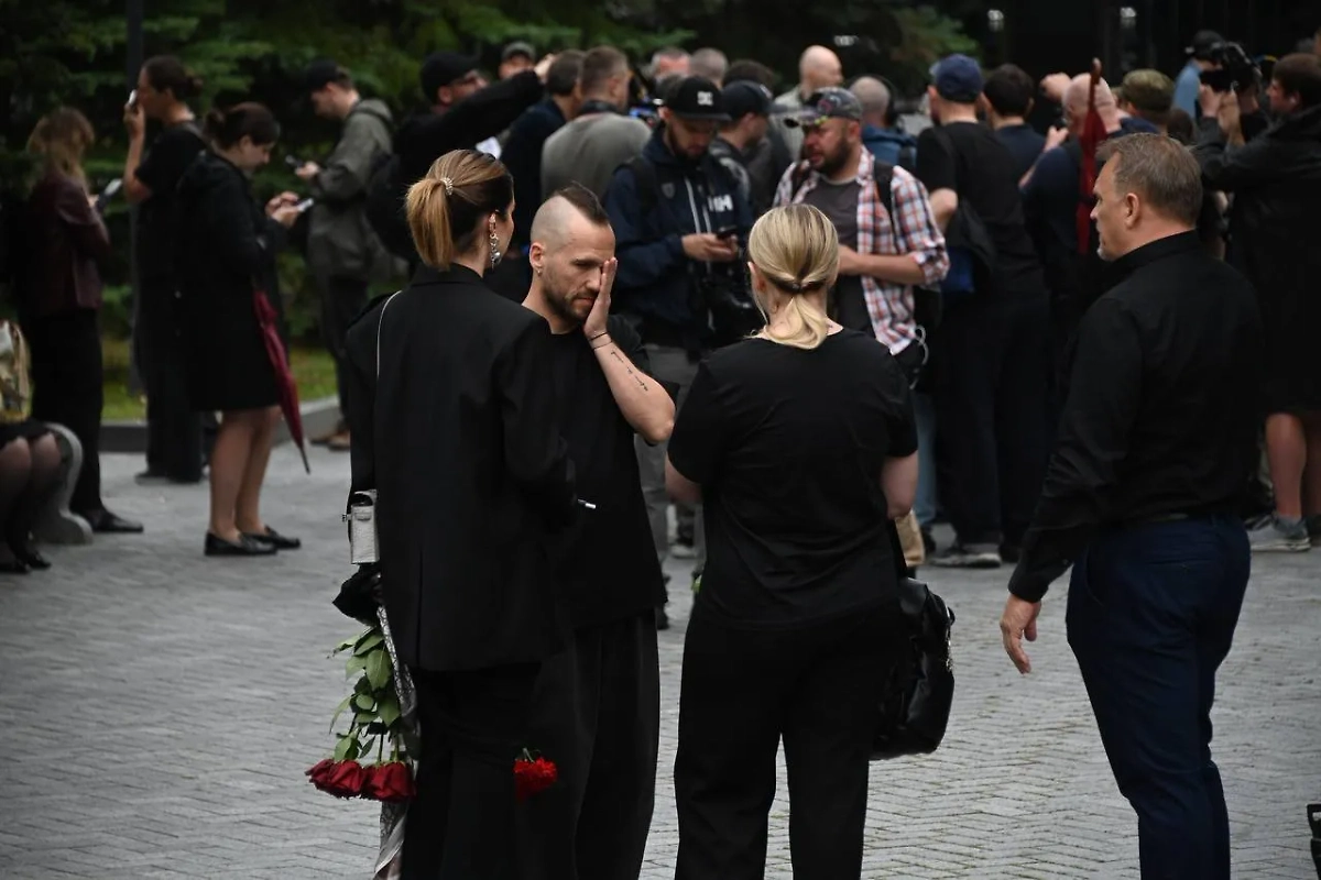 Прощание с режиссёром Юрием Карой проходит в Москве. Фото © Life.ru