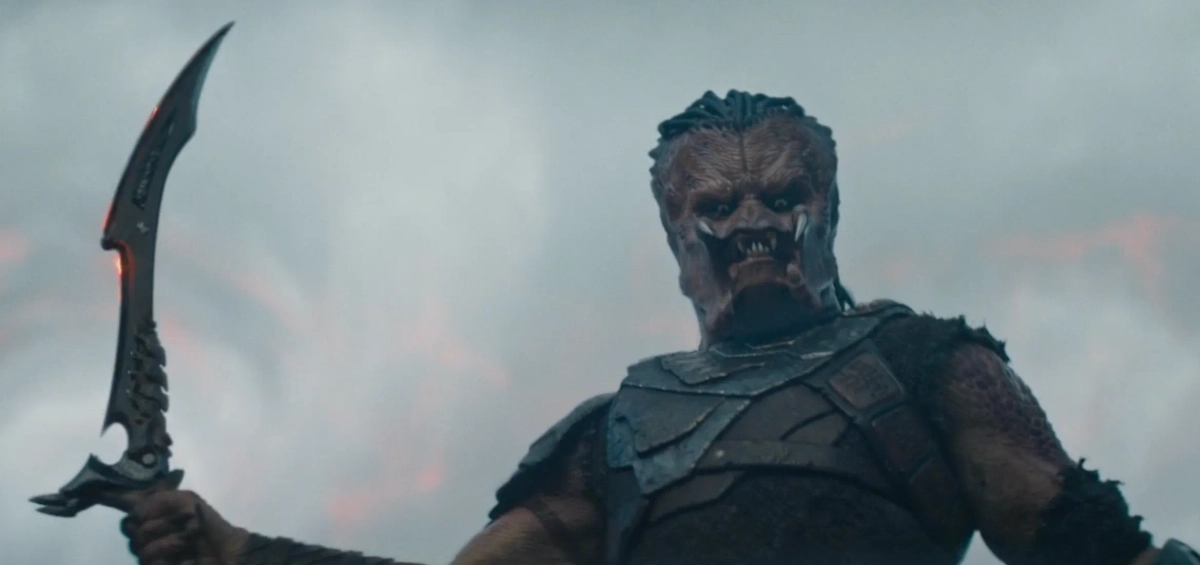 Predator: Badlands (2025). Фото © Кадр из трейлера «Хищник: Планета смерти», режиссёр Дэн Трахтенберг, сценарист Патрик Эйсон и др./ Kinopoisk