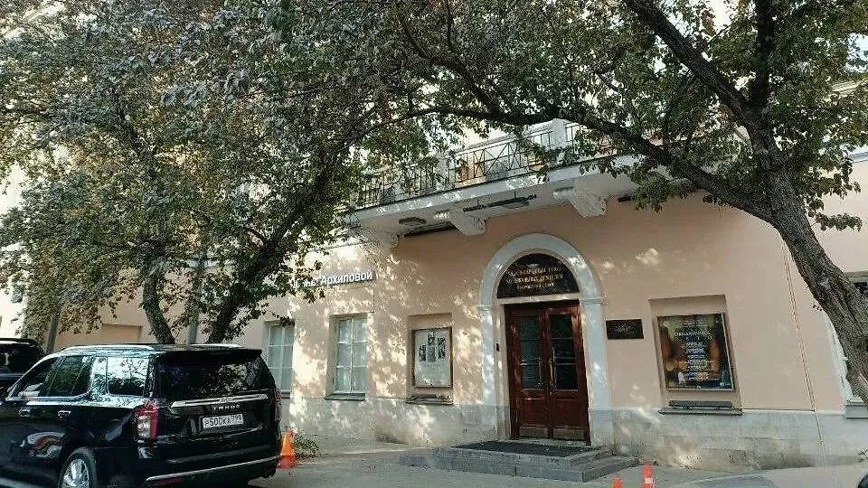 Сергей и Татьяна Никитины тайно выступили в столичном концертном зале имени Ирины Архиповой. Фото © avatars.mds.yandex.net