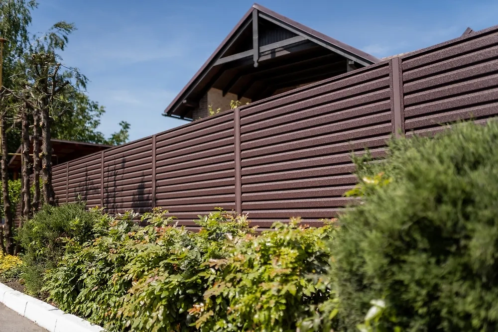 Как участок выдаёт характер хозяина: психология дачников. Фото © Shutterstock / FOTODOM / Vazy Media