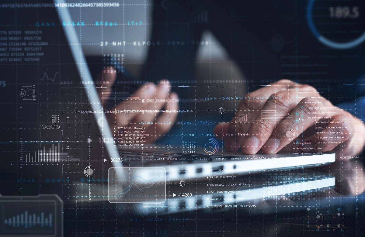 Обложка ©Shutterstock / FOTODOM / TippaPatt