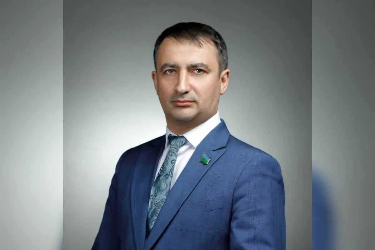 Таги-заде Халид Боюкага оглы. Обложка © Дума ХМАО